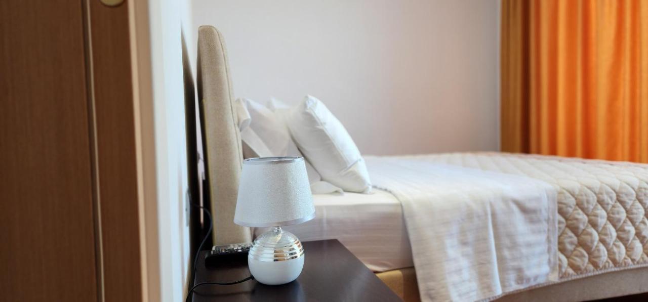 3B Suites Boutique Hotel Sarandë Eksteriør bilde