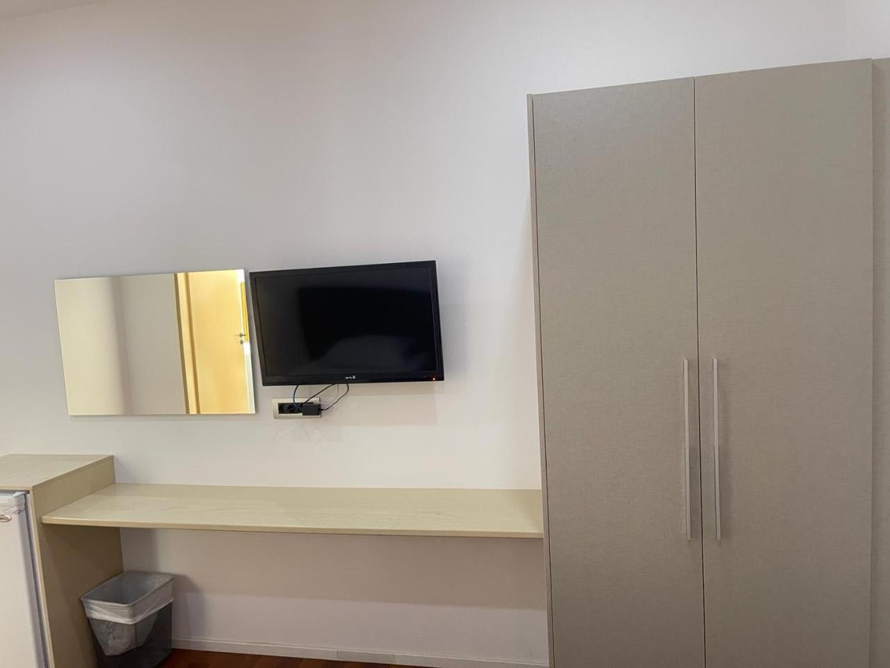 3B Suites Boutique Hotel Sarandë Eksteriør bilde