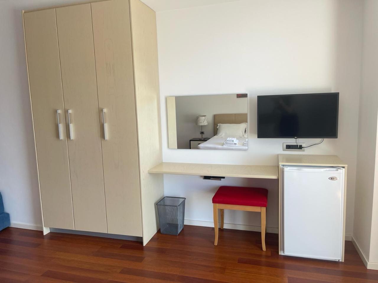3B Suites Boutique Hotel Sarandë Eksteriør bilde