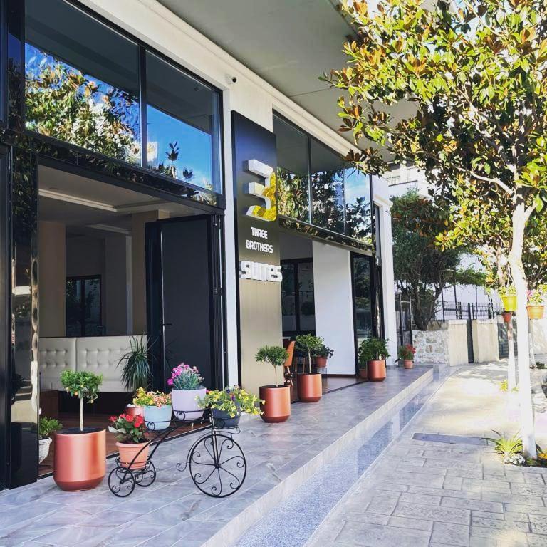 3B Suites Boutique Hotel Sarandë Eksteriør bilde